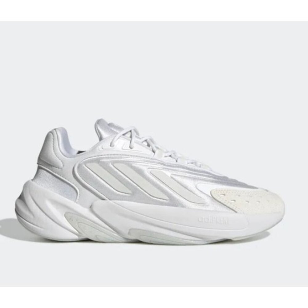 ADIDAS OZELIA women white leather shoes size 7.5